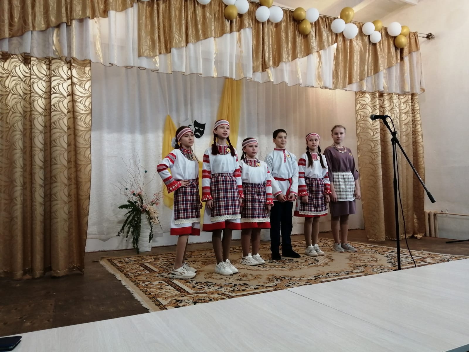 1 марта в МОУ «Октябрьская СОШ» прошел фестиваль школьных театров!.